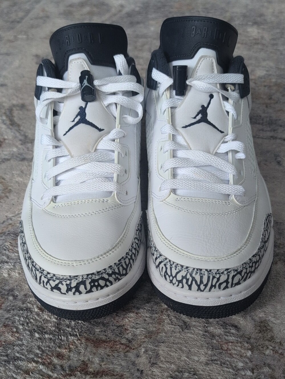 Jordan Men White and Blue Retro Low Top Sneakers with Elephant Print